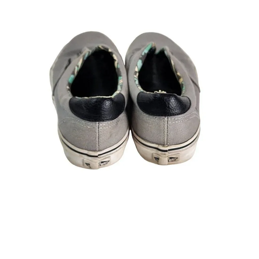 Van's Grey Canvas shoes Men's Size 7 Women's Size 8.5